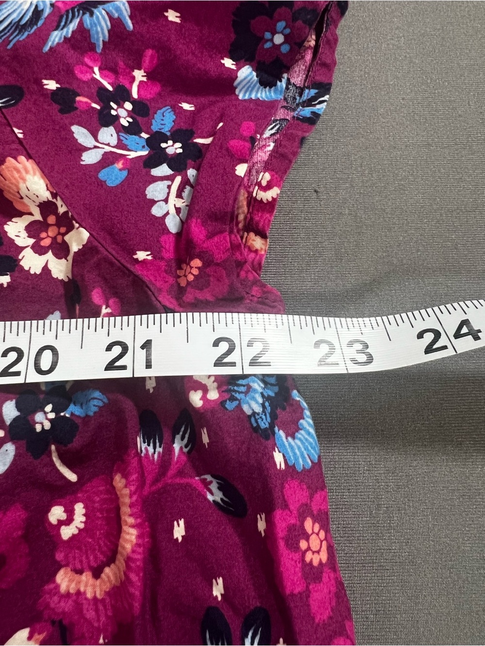 Lane Bryant Magenta Floral Short Sleeve Blouse - Picture 7 of 9